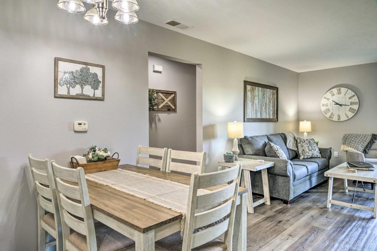 Cozy Condo With Pool Access, 5 Mi To Table Rock Lake Branson Buitenkant foto