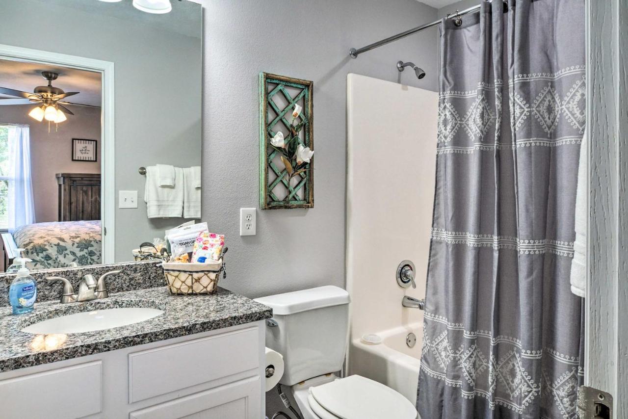 Cozy Condo With Pool Access, 5 Mi To Table Rock Lake Branson Buitenkant foto